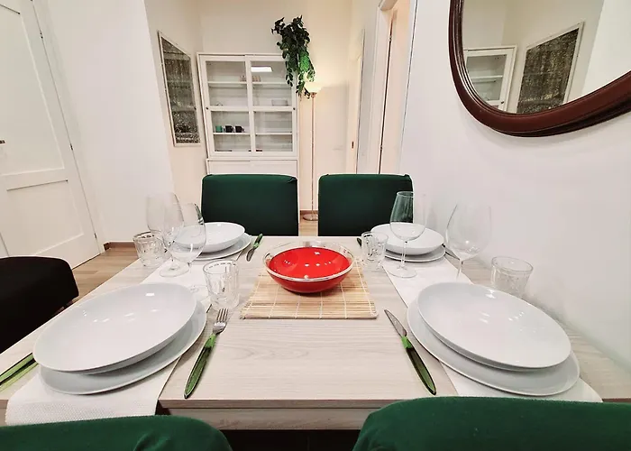 Comfortable 'n Modern Roma